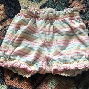 Baby Gap brannan’s favorites shorts size 6-12 month. Pastel stripe pattern.